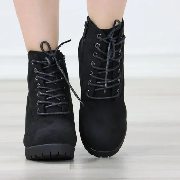 Black Suede Ankle Chunky Block Lug High Heel Boots Lace-Up - Picture 11 of 13